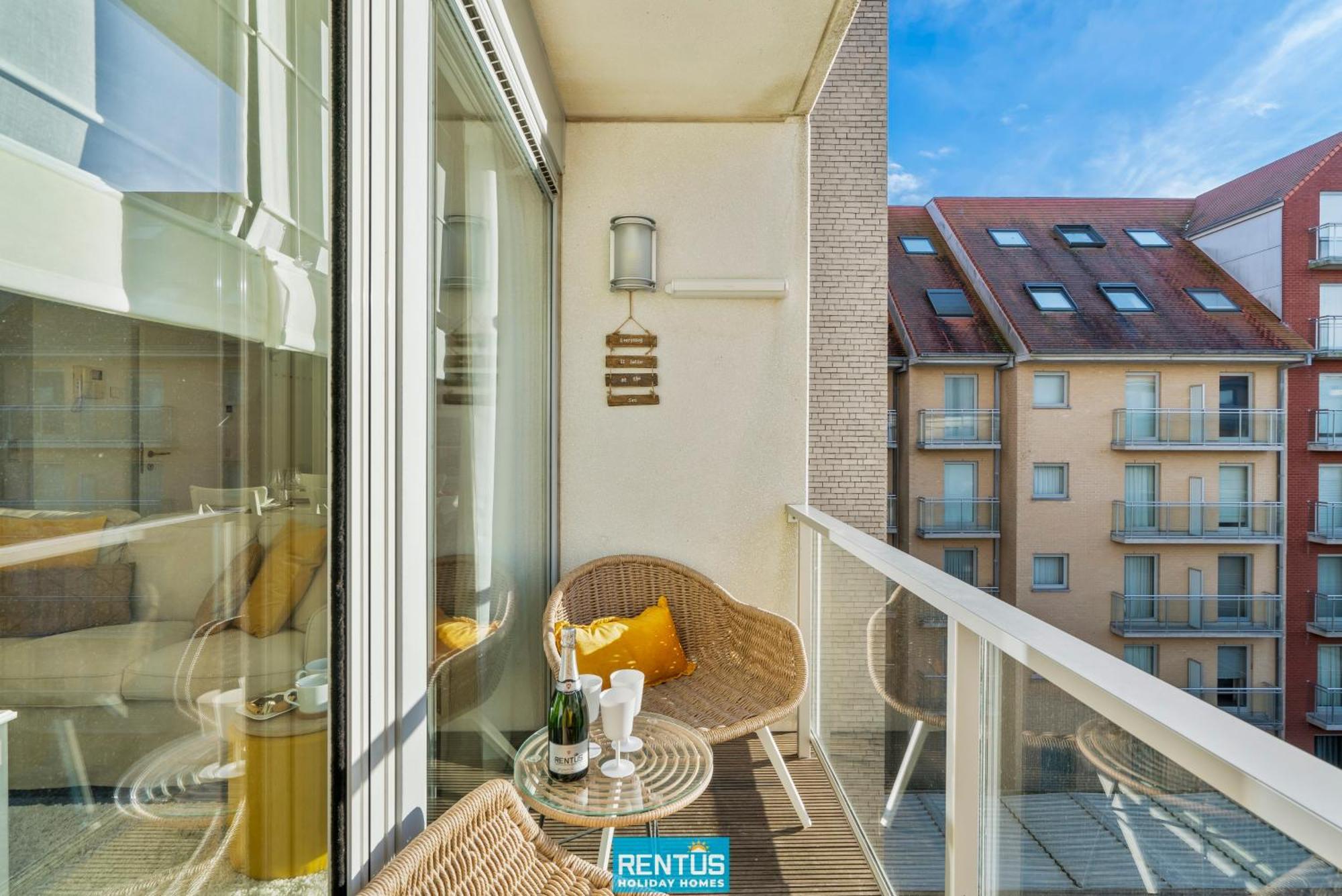 Sea Heaven - Apartment For 4 Persons With Garage 니우포르트 외부 사진