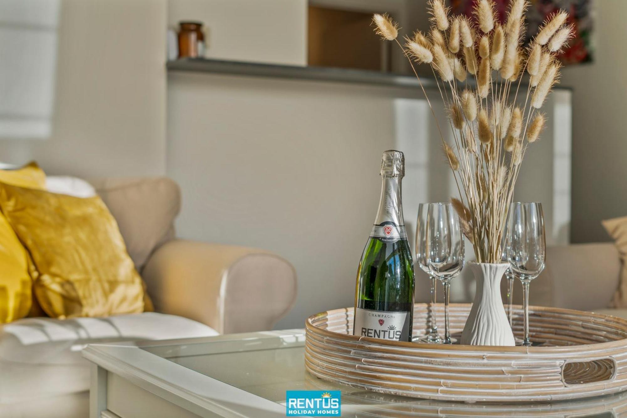 Sea Heaven - Apartment For 4 Persons With Garage 니우포르트 외부 사진